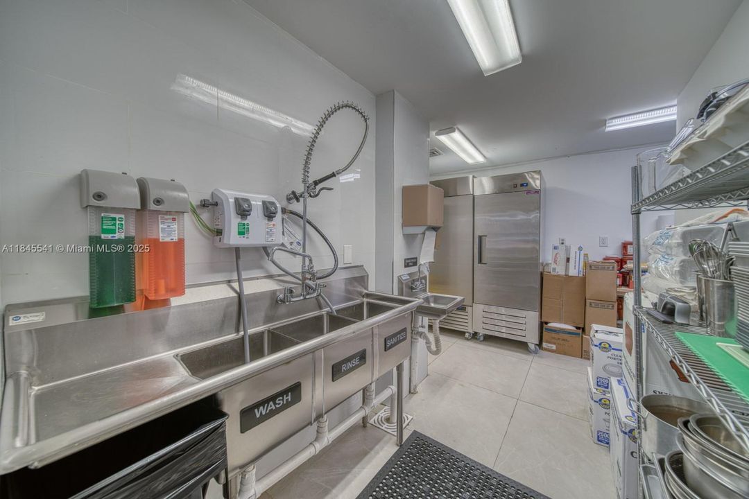 Недавно продано: $150,000 (0 спален, 0 ванн, 0 Квадратных фут)