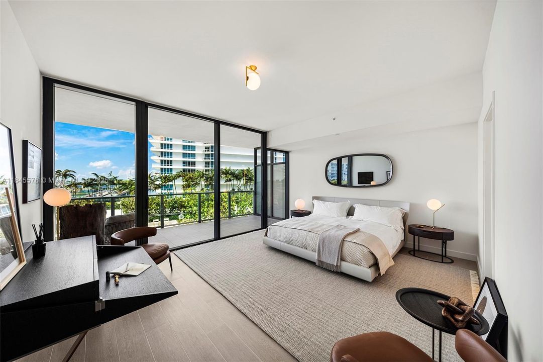 For Sale: $3,600,000 (3 beds, 3 baths, 2335 Square Feet)