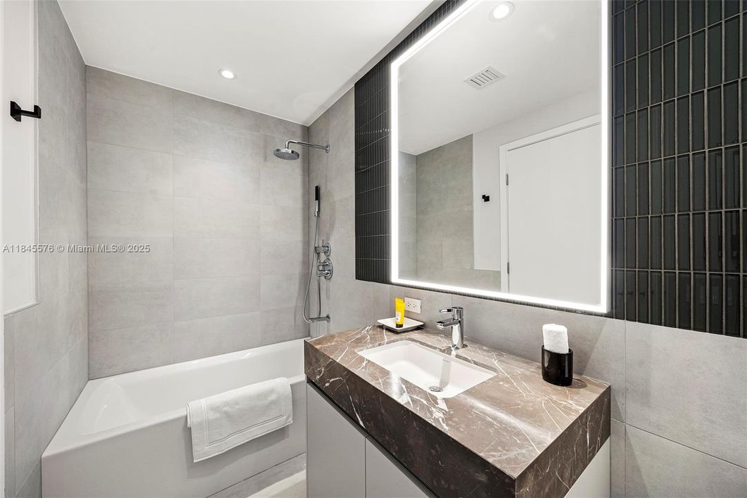 For Sale: $3,600,000 (3 beds, 3 baths, 2335 Square Feet)