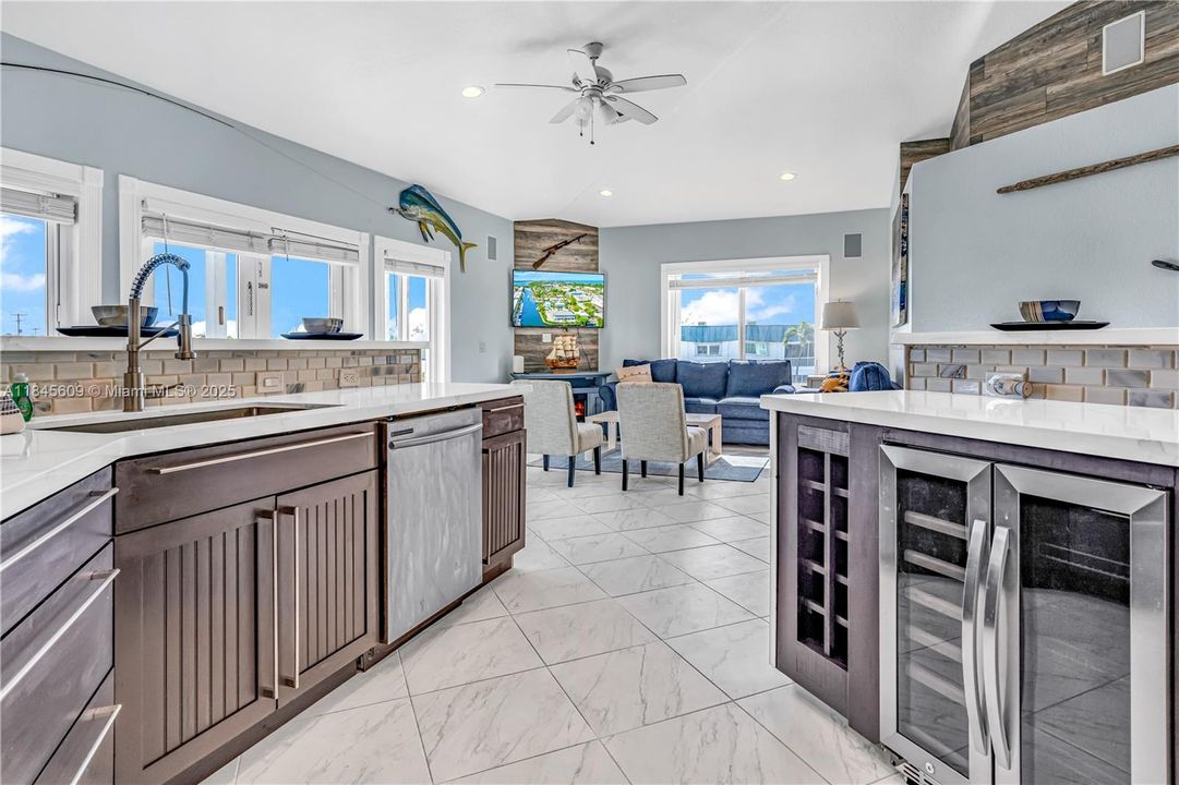 For Sale: $1,399,900 (3 beds, 3 baths, 1481 Square Feet)