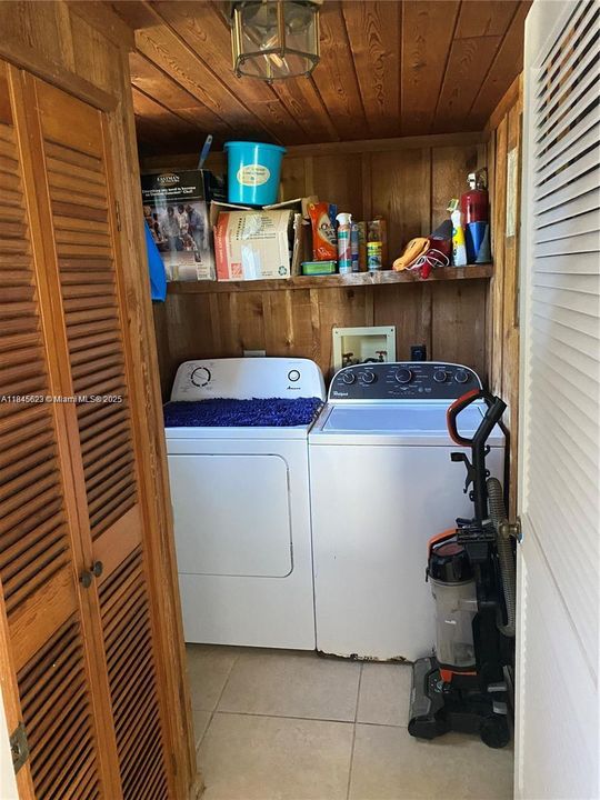 最近租的: $5,999 (4 贝兹, 3 浴室, 1912 平方英尺)