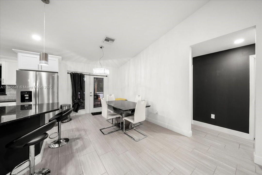 На продажу: $410,000 (3 спален, 2 ванн, 0 Квадратных фут)