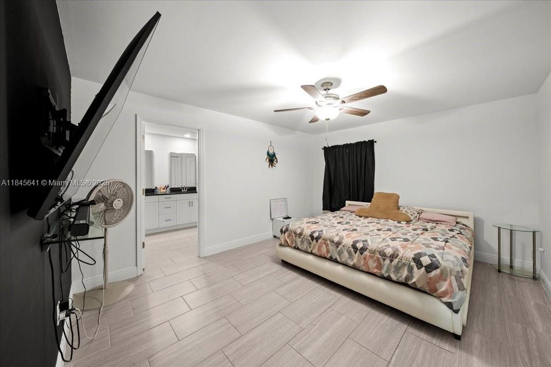 На продажу: $410,000 (3 спален, 2 ванн, 0 Квадратных фут)