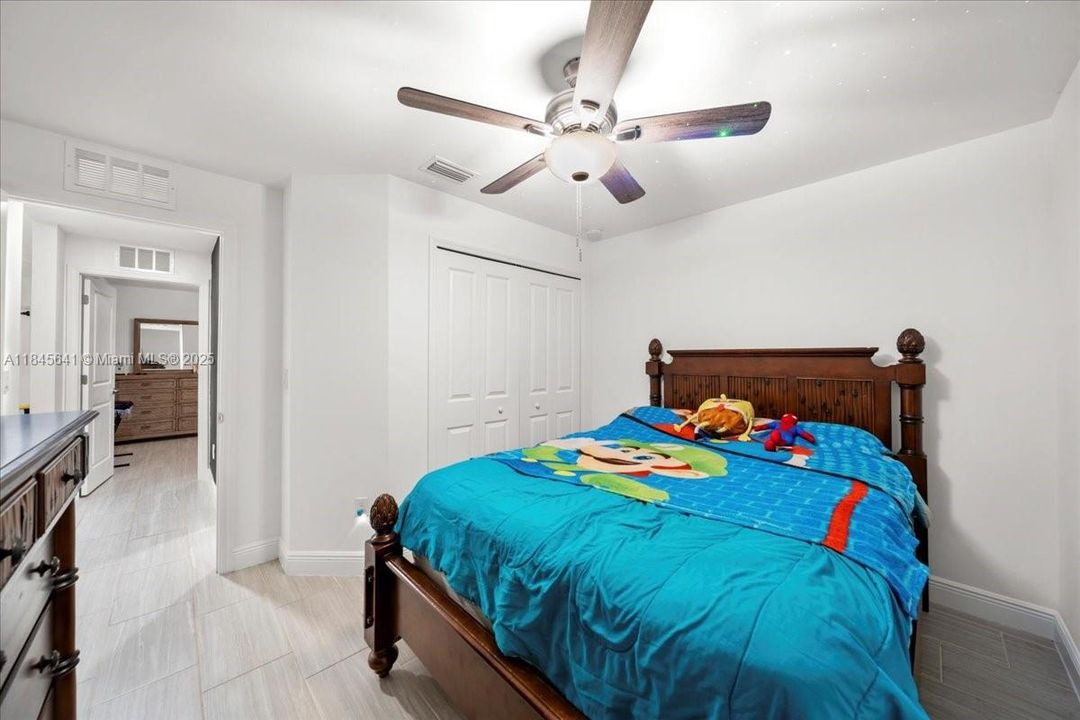 На продажу: $410,000 (3 спален, 2 ванн, 0 Квадратных фут)