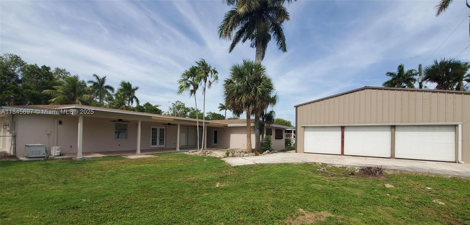 Recently Sold: $599,900 (3 beds, 2 baths, 1912 Square Feet)