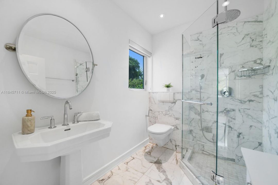 待售: $5,900,000 (4 贝兹, 4 浴室, 3019 平方英尺)