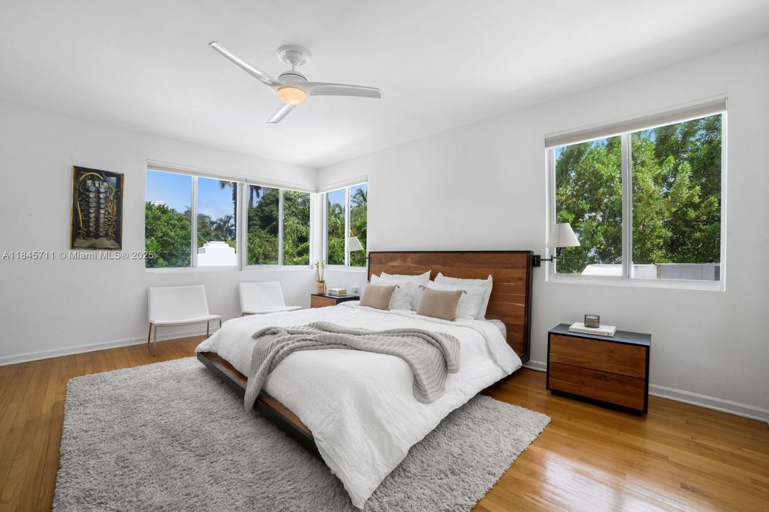 待售: $5,900,000 (4 贝兹, 4 浴室, 3019 平方英尺)