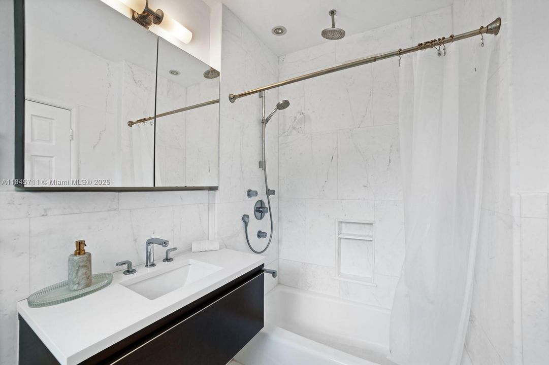 待售: $5,900,000 (4 贝兹, 4 浴室, 3019 平方英尺)