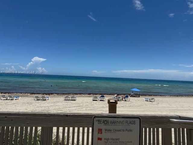 待售: $125,000 (0 贝兹, 1 浴室, 360 平方英尺)