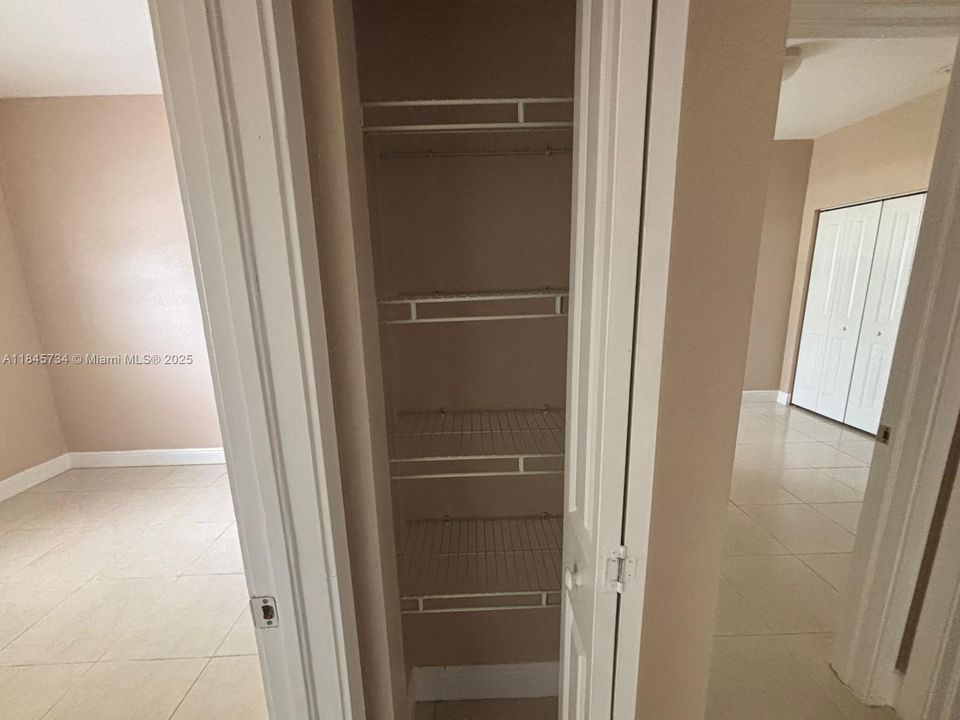 Недавно арендовано: $3,250 (3 спален, 2 ванн, 1083 Квадратных фут)