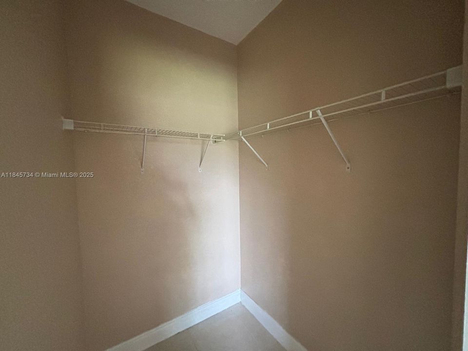 Недавно арендовано: $3,250 (3 спален, 2 ванн, 1083 Квадратных фут)