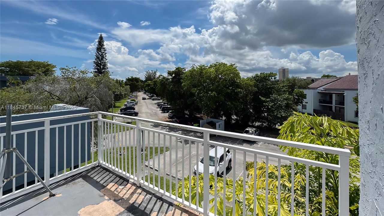 Vendido Recientemente: $230,000 (1 camas, 1 baños, 1125 Pies cuadrados)