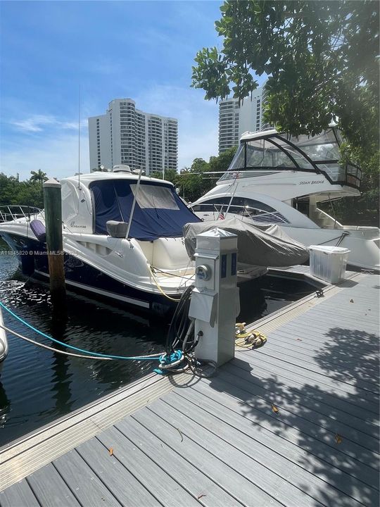 待售: $329,000 (没有数据)