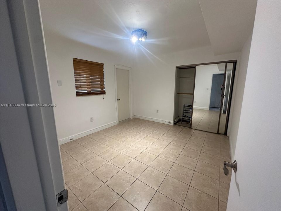 Activo con contrato: $280,000 (1 camas, 1 baños, 507 Pies cuadrados)