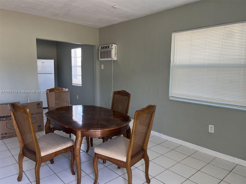 For Sale: $850,000 (0 beds, 0 baths, 2496 Square Feet)