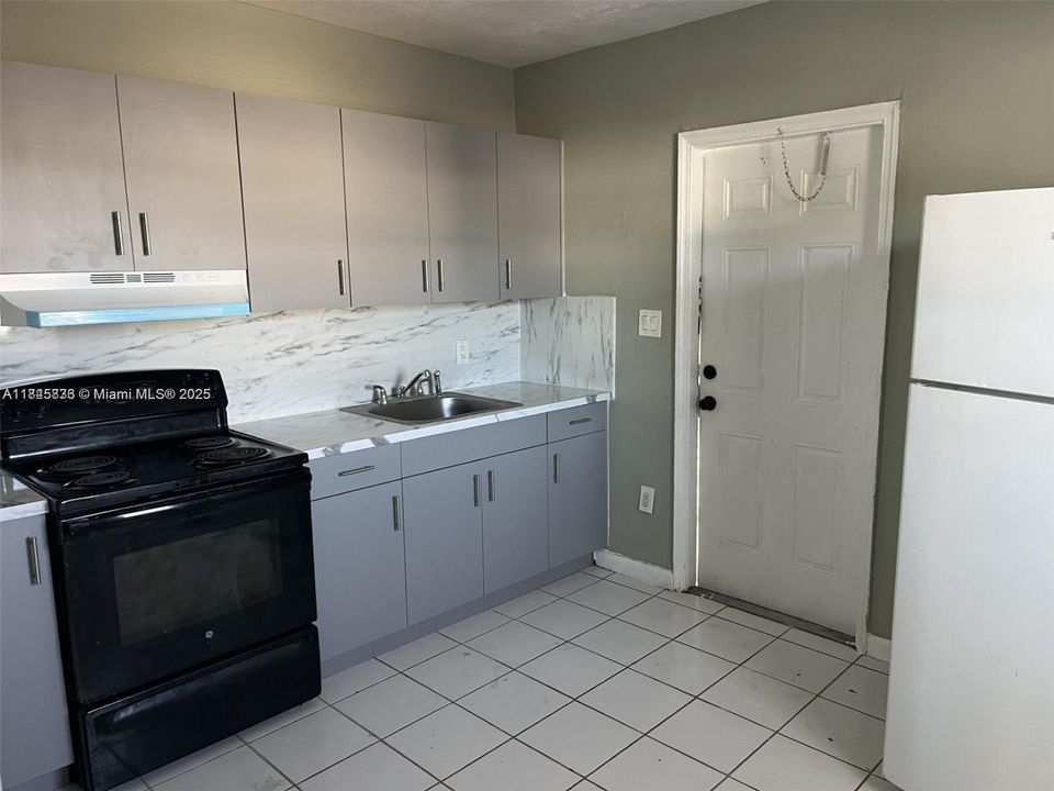 For Sale: $850,000 (0 beds, 0 baths, 2496 Square Feet)