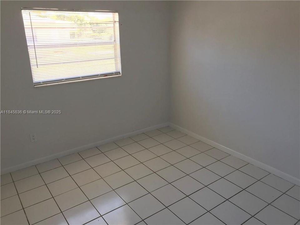 For Sale: $850,000 (0 beds, 0 baths, 2496 Square Feet)