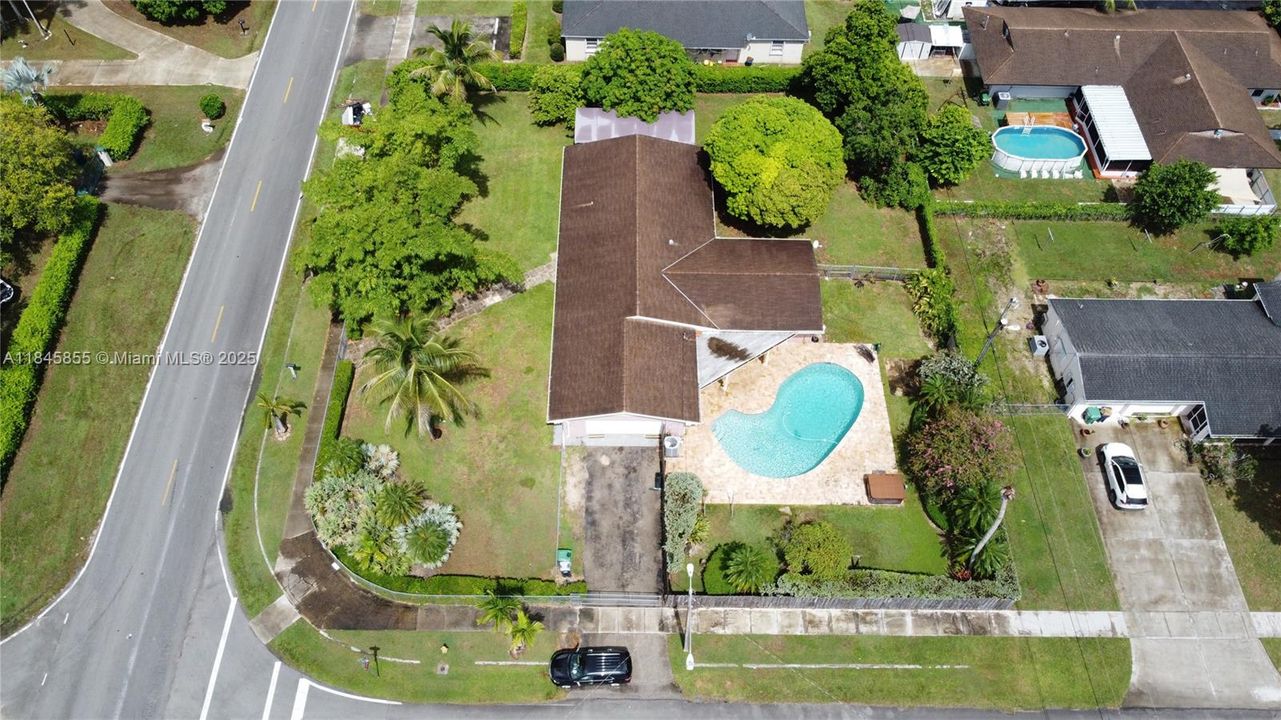 Недавно продано: $674,900 (3 спален, 2 ванн, 2010 Квадратных фут)