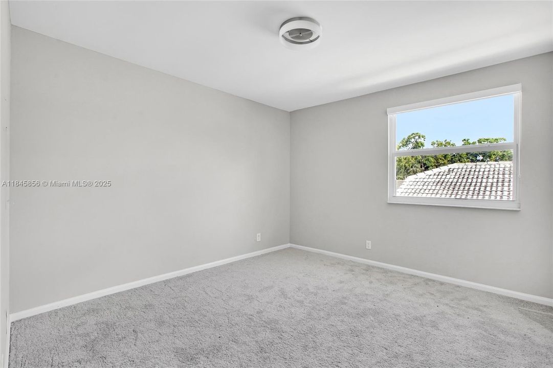 Active With Contract: $515,000 (3 beds, 3 baths, 1756 Square Feet)