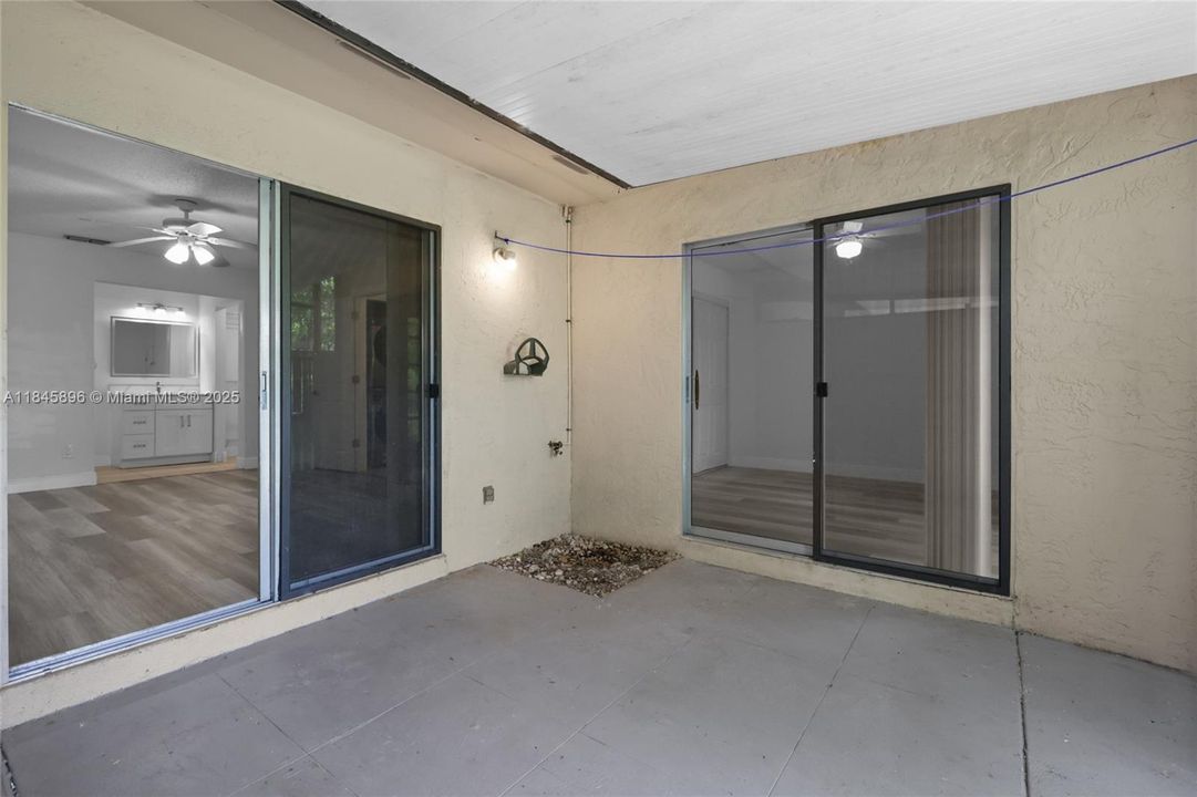 待售: $249,000 (3 贝兹, 2 浴室, 1179 平方英尺)