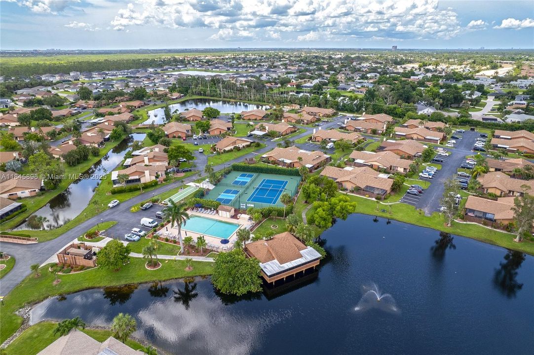 待售: $249,000 (3 贝兹, 2 浴室, 1179 平方英尺)