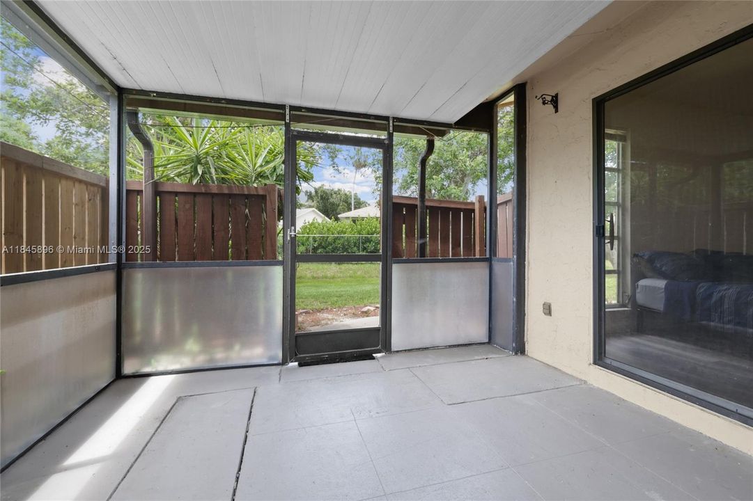 待售: $249,000 (3 贝兹, 2 浴室, 1179 平方英尺)