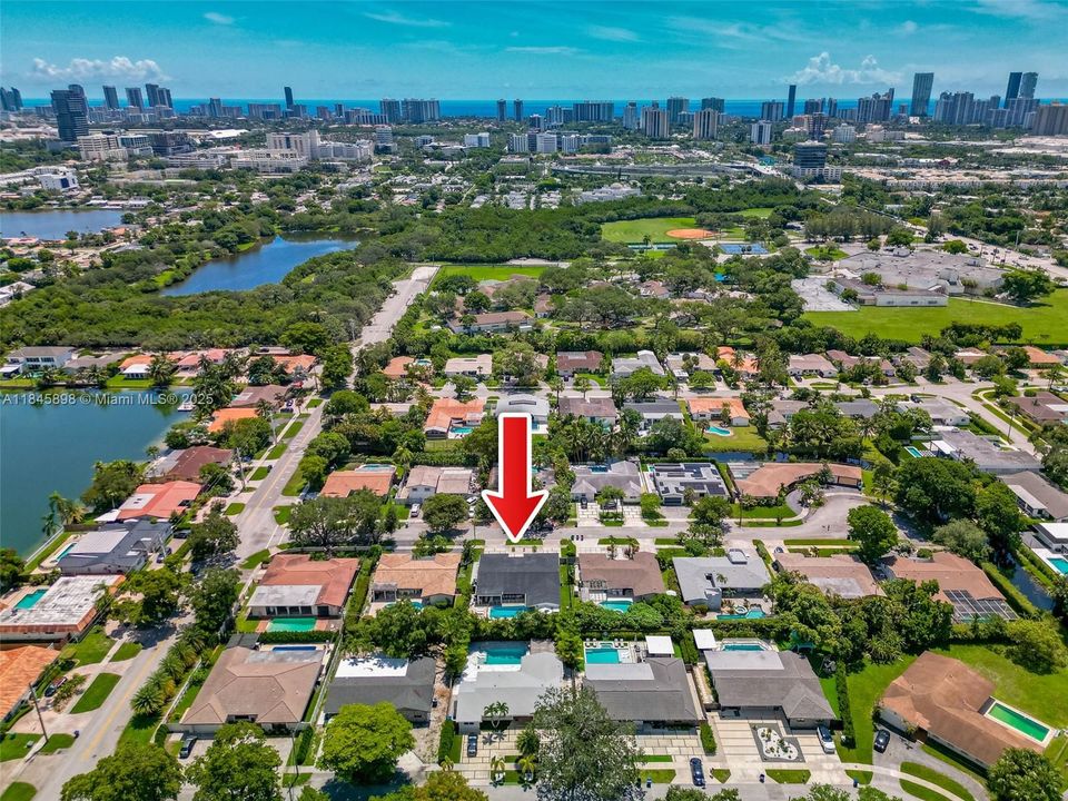 For Sale: $1,890,000 (5 beds, 3 baths, 2837 Square Feet)