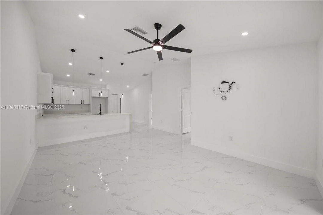 Vendido Recientemente: $525,000 (0 camas, 0 baños, 0 Pies cuadrados)