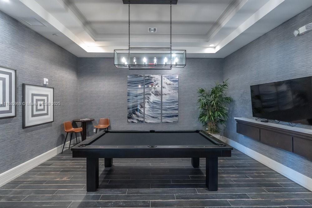 最近租的: $2,200 (3 贝兹, 2 浴室, 1924 平方英尺)