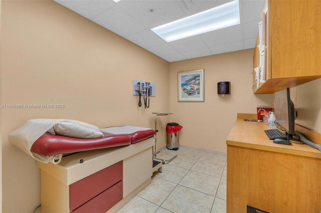 出租: $42 (0 贝兹, 0 浴室, 0 平方英尺)