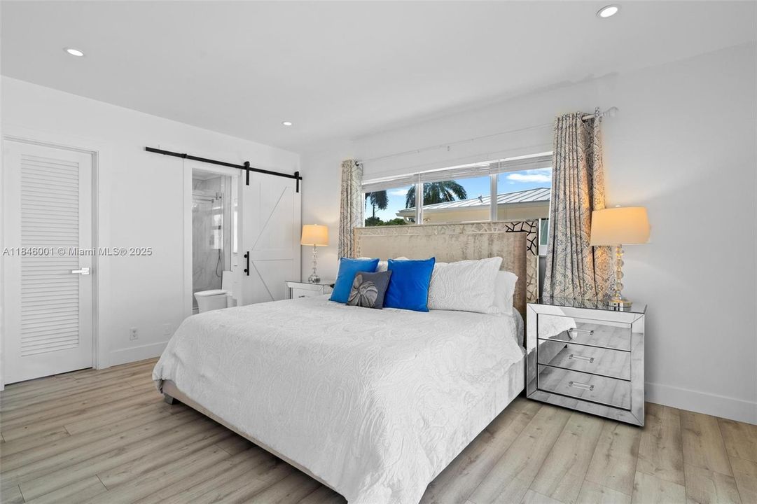 Recently Rented: $6,500 (4 beds, 3 baths, 1694 Square Feet)