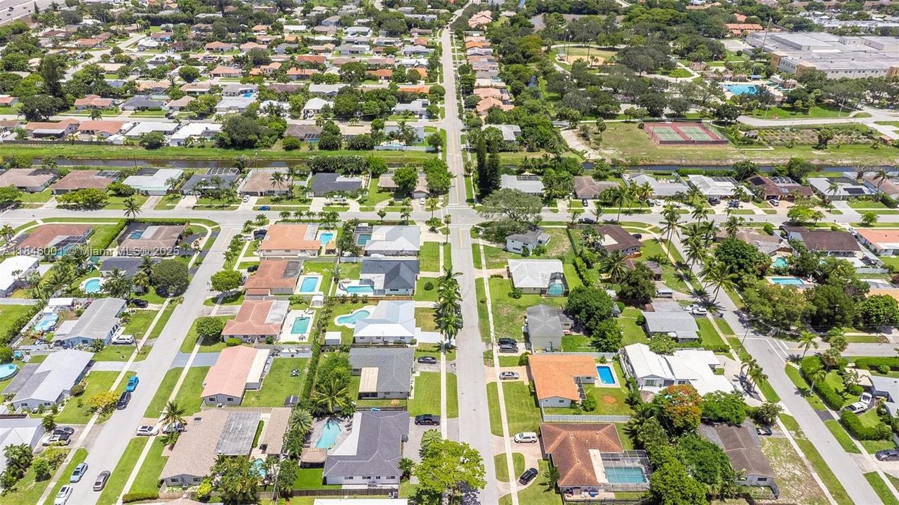 Recently Rented: $6,500 (4 beds, 3 baths, 1694 Square Feet)