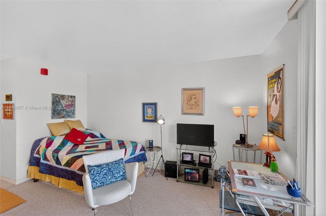 Activo con contrato: $159,900 (0 camas, 1 baños, 445 Pies cuadrados)