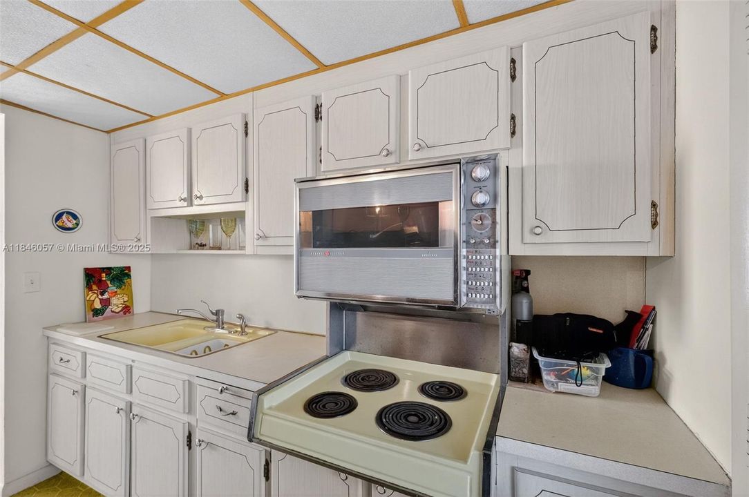 Activo con contrato: $159,900 (0 camas, 1 baños, 445 Pies cuadrados)