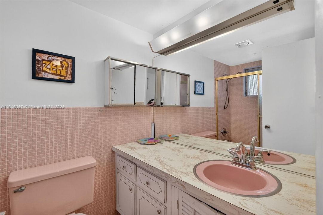 Activo con contrato: $159,900 (0 camas, 1 baños, 445 Pies cuadrados)