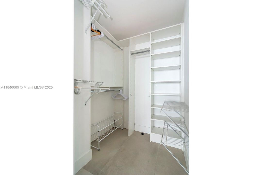 En Venta: $935,000 (2 camas, 2 baños, 1067 Pies cuadrados)
