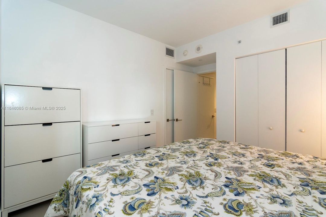 En Venta: $935,000 (2 camas, 2 baños, 1067 Pies cuadrados)