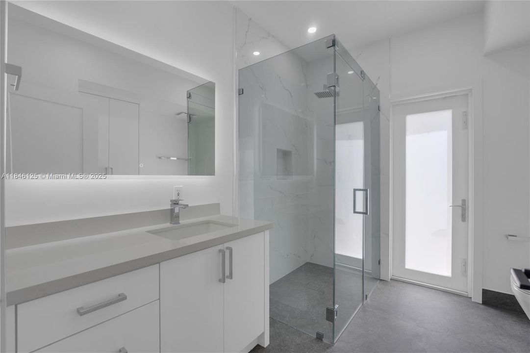Cabana Bathroom