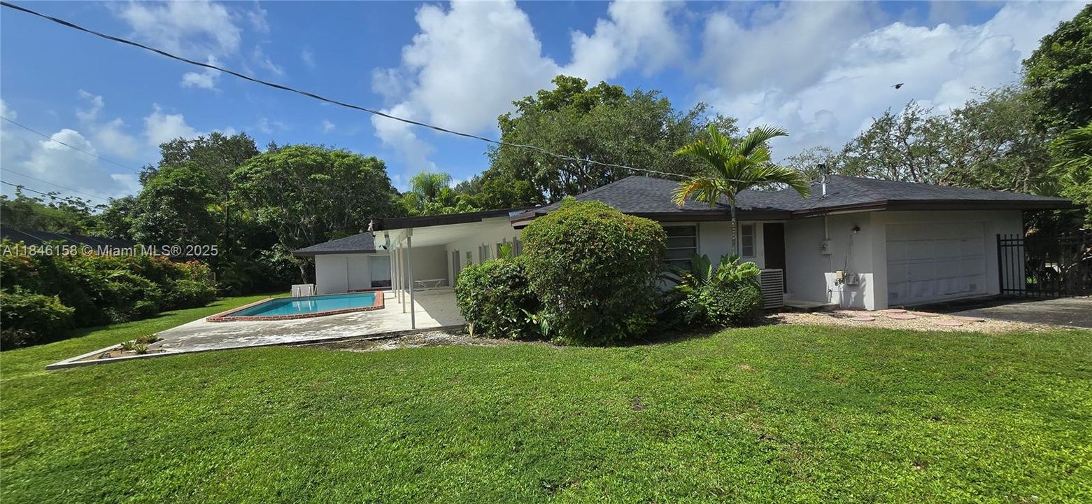 Recently Sold: $1,200,000 (4 beds, 3 baths, 3066 Square Feet)