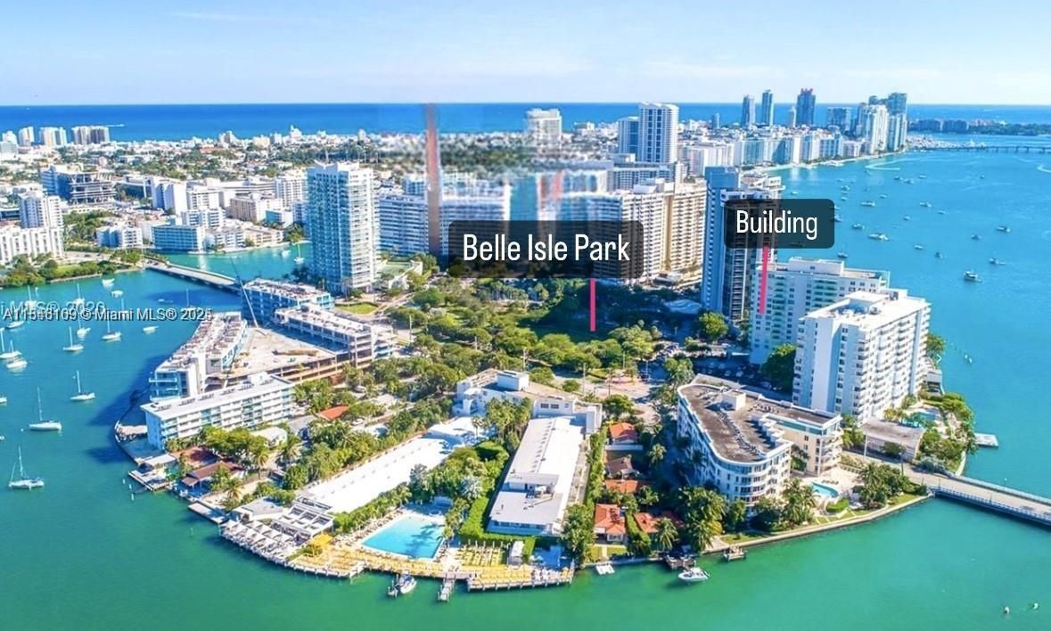 Vendido Recientemente: $1,650,000 (2 camas, 2 baños, 1333 Pies cuadrados)