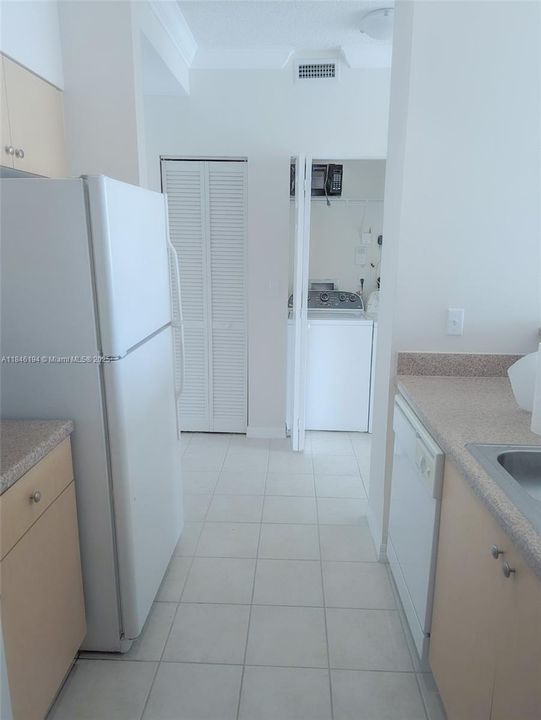 En Venta: $245,000 (1 camas, 1 baños, 696 Pies cuadrados)