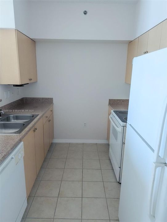 En Venta: $245,000 (1 camas, 1 baños, 696 Pies cuadrados)