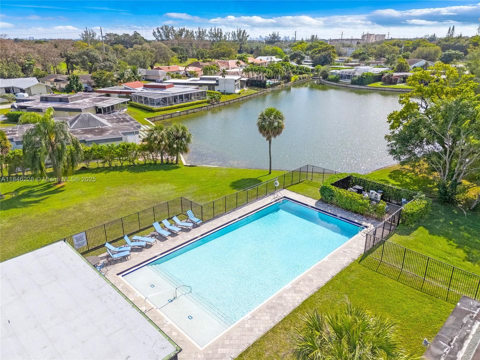 En Renta: $5,300 (3 camas, 3 baños, 2093 Pies cuadrados)