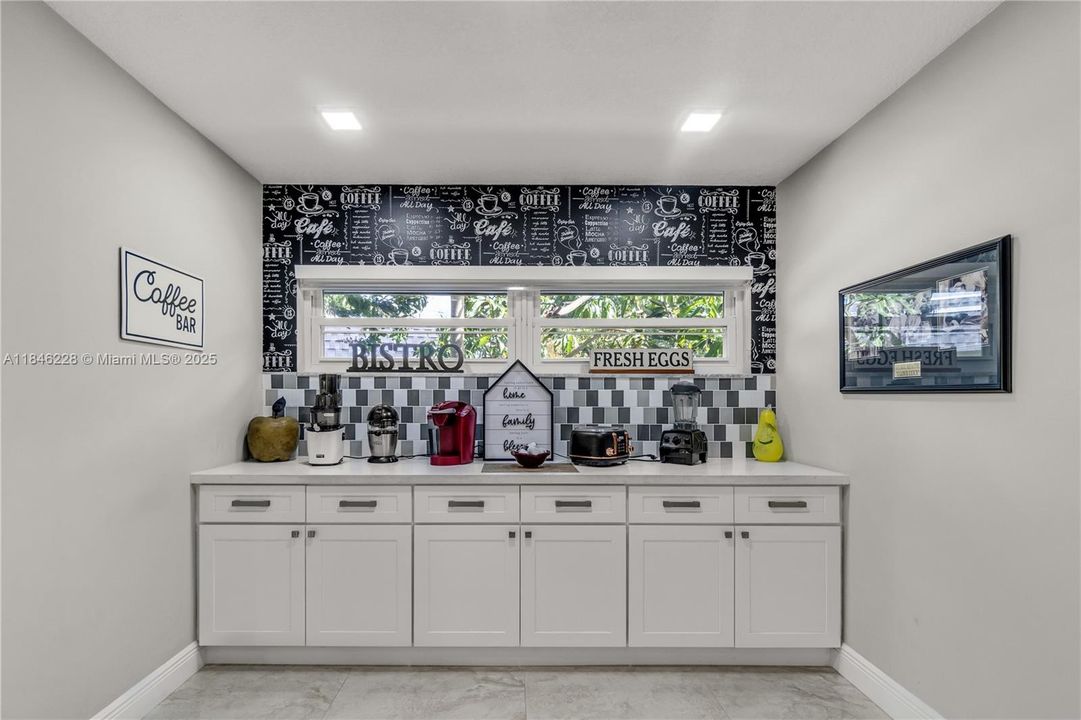 En Renta: $5,300 (3 camas, 3 baños, 2093 Pies cuadrados)