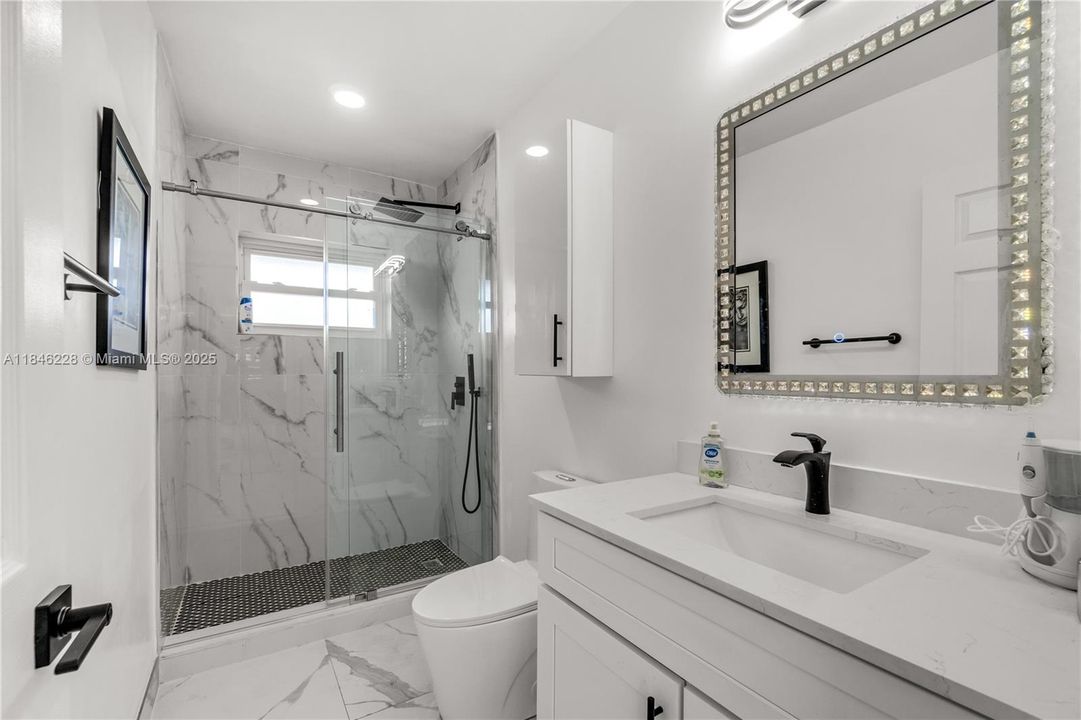 En Renta: $5,300 (3 camas, 3 baños, 2093 Pies cuadrados)