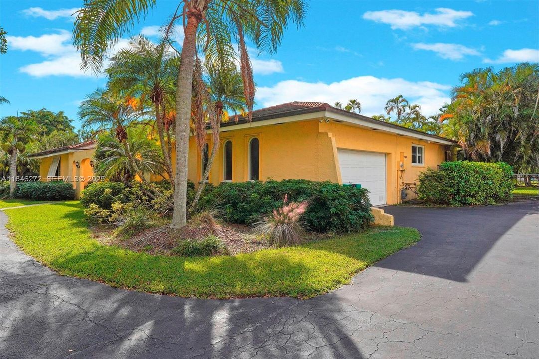 待售: $1,259,900 (4 贝兹, 2 浴室, 2364 平方英尺)