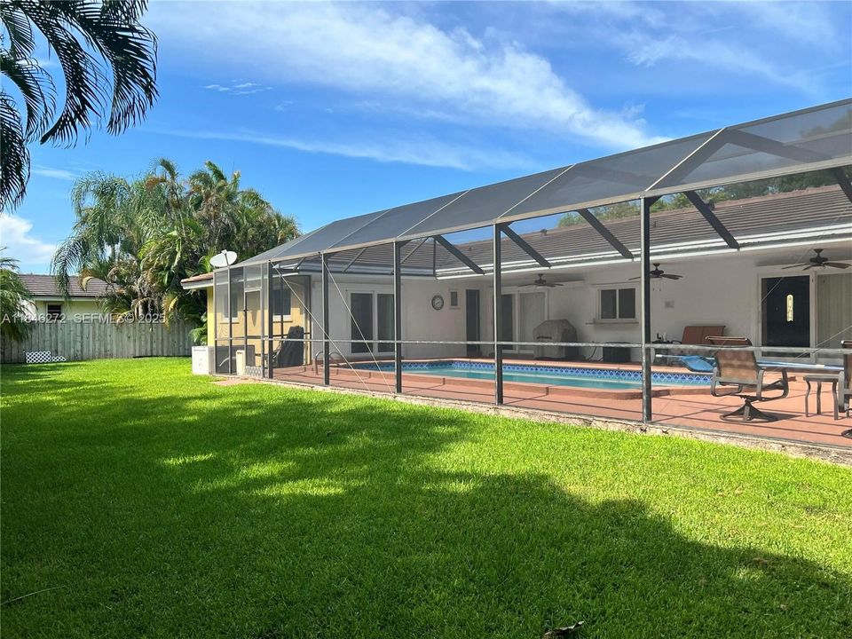 待售: $1,259,900 (4 贝兹, 2 浴室, 2364 平方英尺)