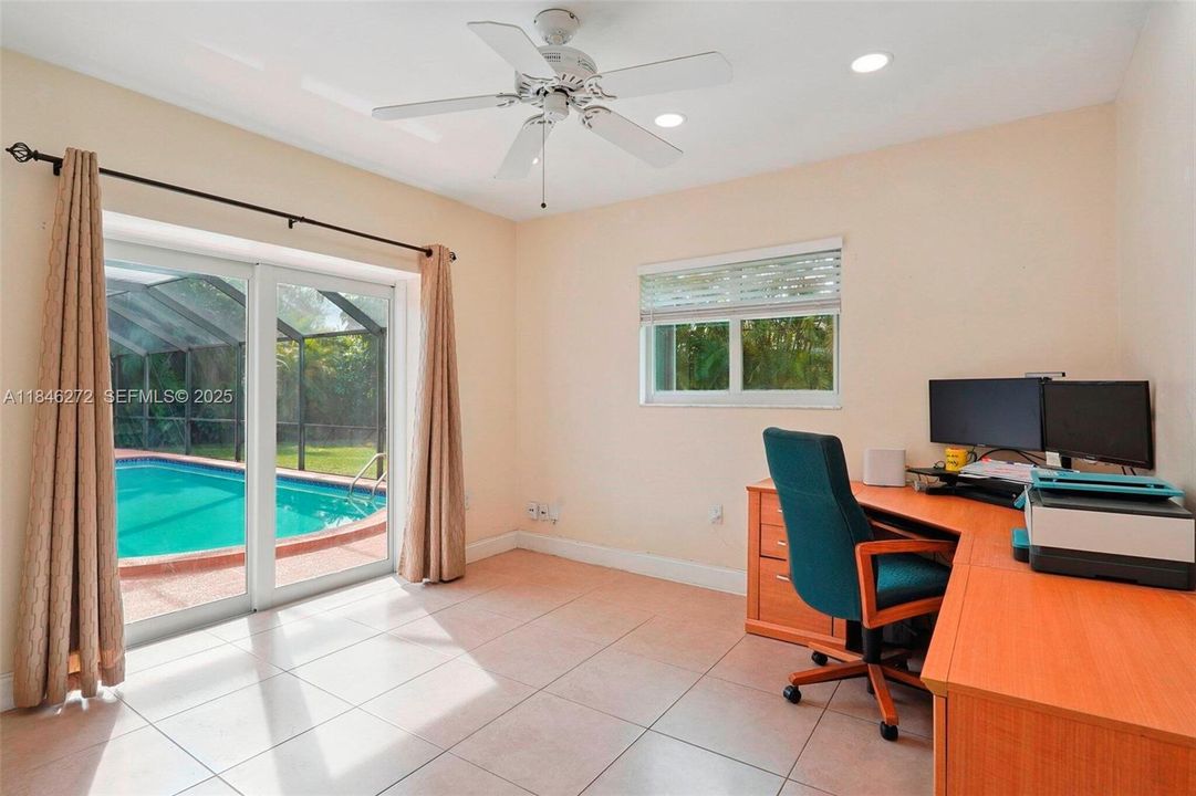 待售: $1,259,900 (4 贝兹, 2 浴室, 2364 平方英尺)