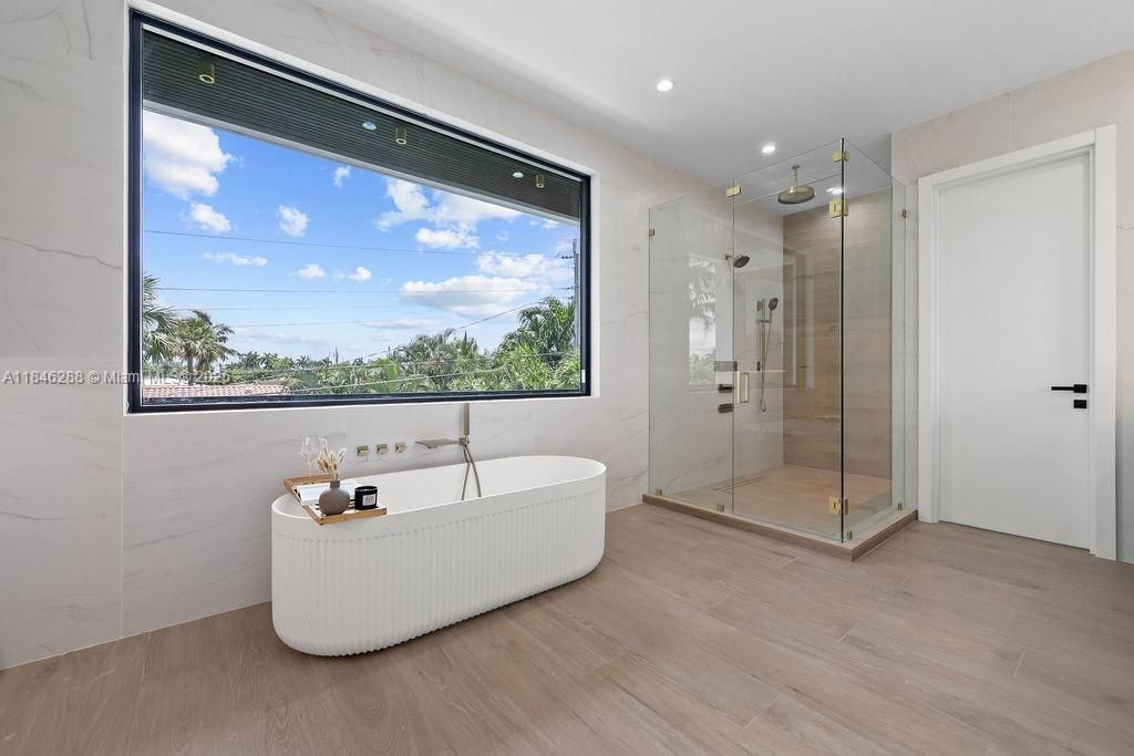 待售: $3,285,000 (4 贝兹, 4 浴室, 3741 平方英尺)