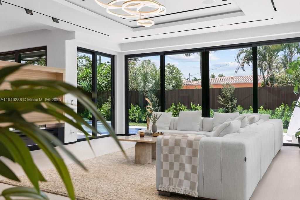 待售: $3,285,000 (4 贝兹, 4 浴室, 3741 平方英尺)